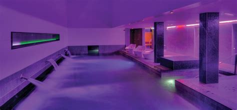 Relax Luxury Spa Break Glasgow .